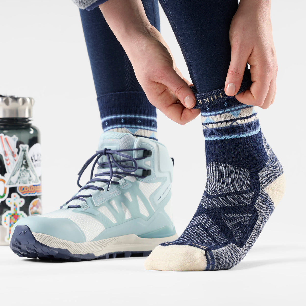 Smartwool Women's Hike Zig Zag Valley Mid Crew Socks