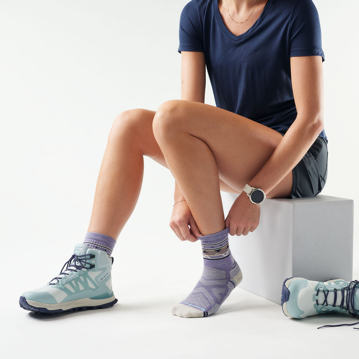 Smartwool Women's Hike Zig Zag Valley Mid Crew Socks
