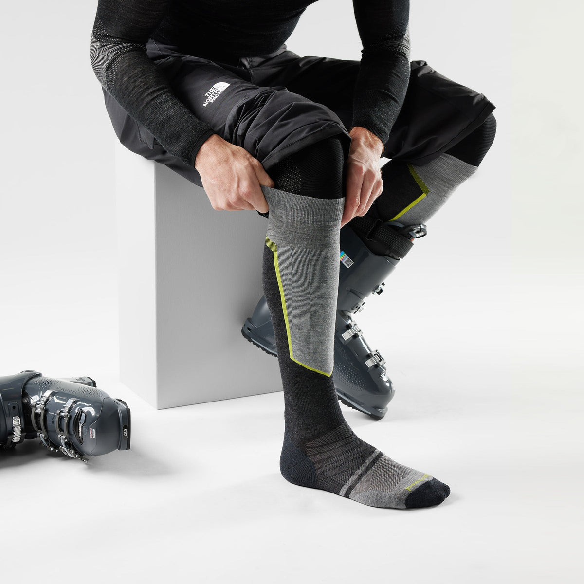 Smartwool Ski Extra Stretch Over The Calf Socks